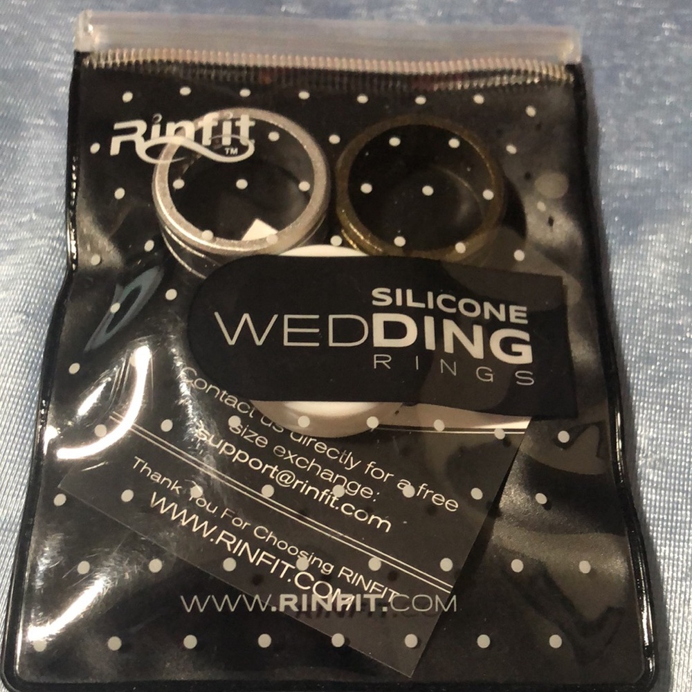 New silicone wedding rings
